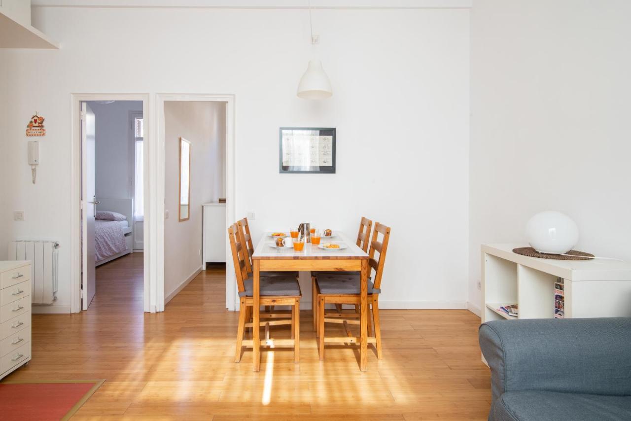 Barcelona Cozy Apartment Экстерьер фото